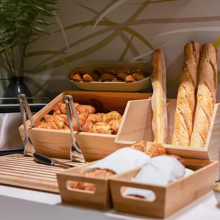 Ibis Centre Historique La Rochelle (Charente-Maritime)