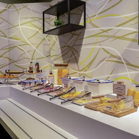 Hotel Ibis Centre Historique 3*