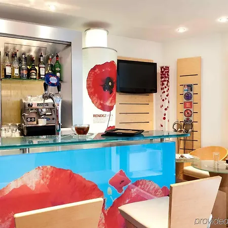 Hotel Ibis La Rochelle Centre Historique 3*
