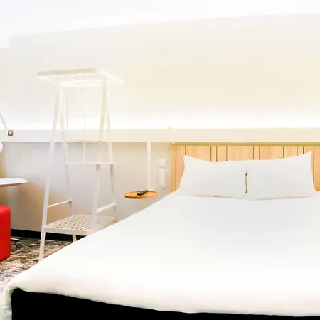 מלון Ibis Centre Historique 3*