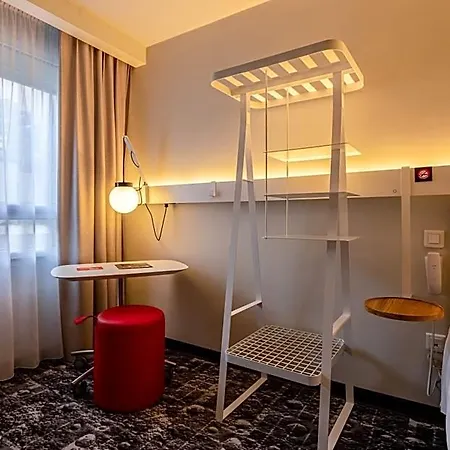 Ibis Centre Historique 3*