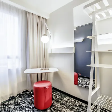 Ibis Centre Historique 3* Λα Ροσέλ