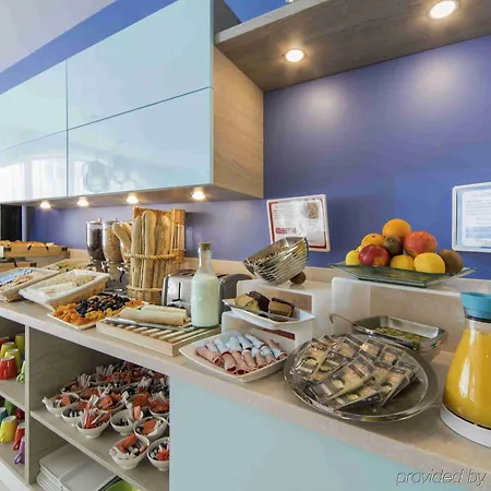 Ibis Centre Historique Hotel