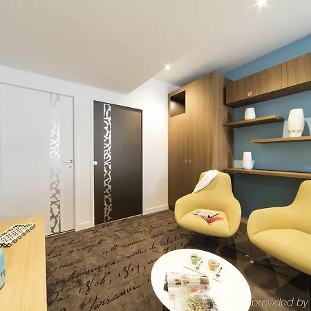 Ibis La Rochelle Centre Historique Hotel 3*