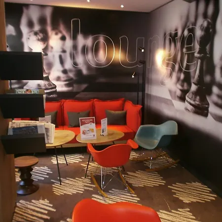 Ibis La Rochelle Centre Historique Hotel 3*