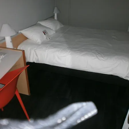Ibis La Rochelle Centre Historique Hotel 3*