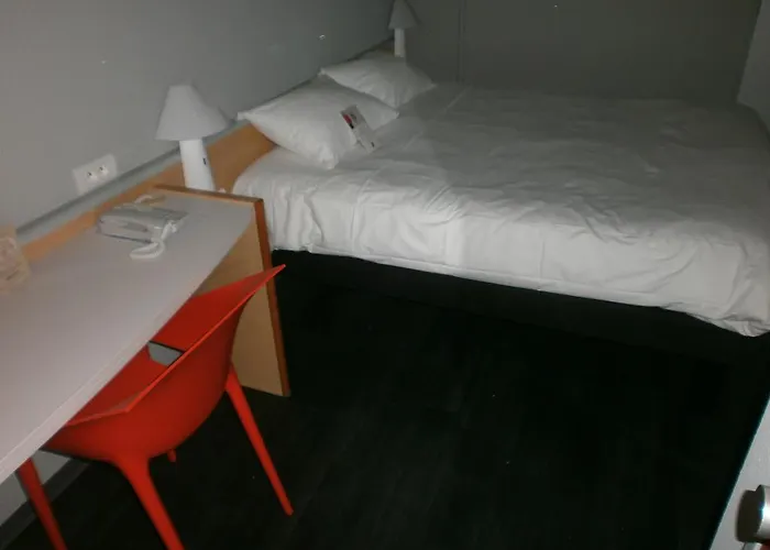 Hotel Ibis Centre Historique 3*