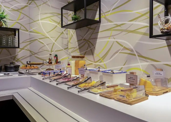 Hotel Ibis Centre Historique 3*