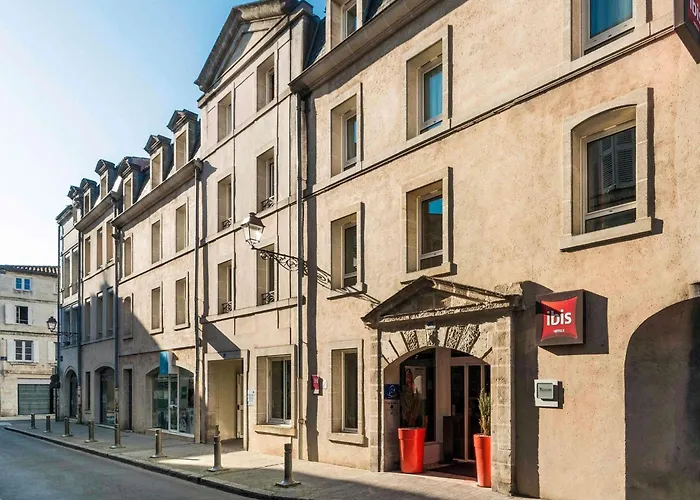 Hotel Ibis Centre Historique 3*