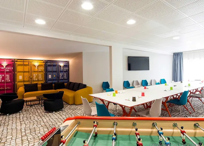 Ibis Centre Historique Hotel 3*