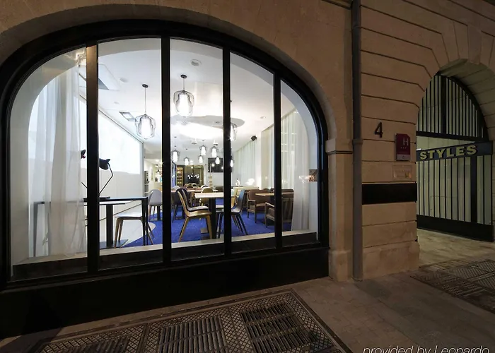 Ibis Centre Historique 3*